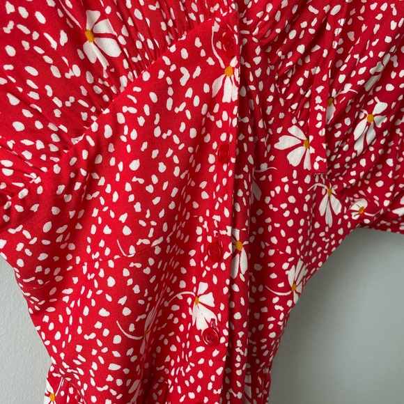 ASOS DESIGN FLOWY FLORAL LOW BACK MINI DRESS WITH RUCHED SLEEVES Size 6 - Picture 9 of 11